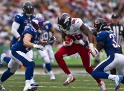 熊猫体育赛事-赛道与球场，F1街道赛焦点战背后的冠军哲学