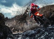 中国熊猫体育-冷门与统治，马来西亚羽球奇迹与陈雨菲的绝对领域