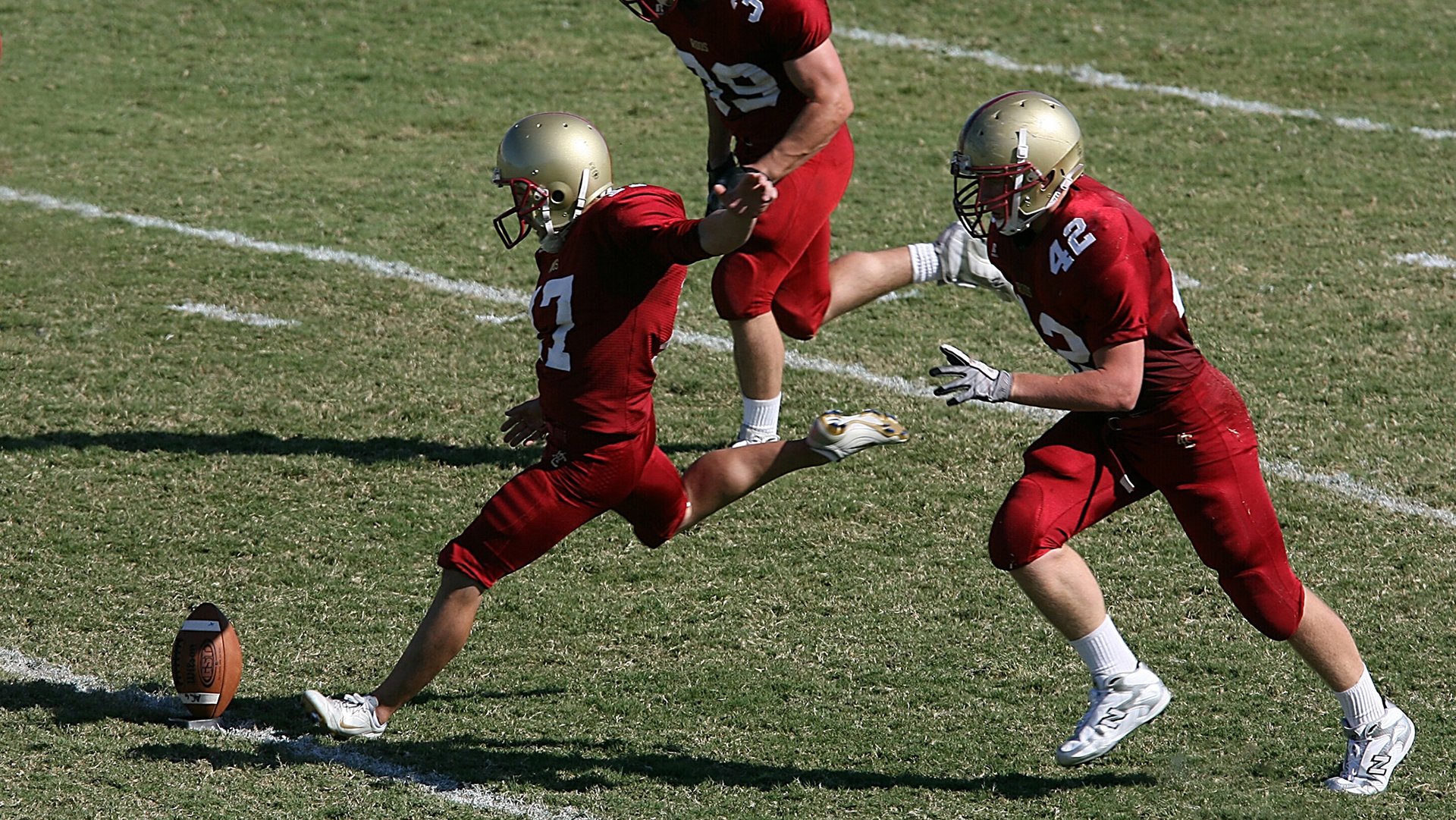 从突尼斯到雷恩，富安健洋用实力跨越国界，证明亚洲后卫的无限可能