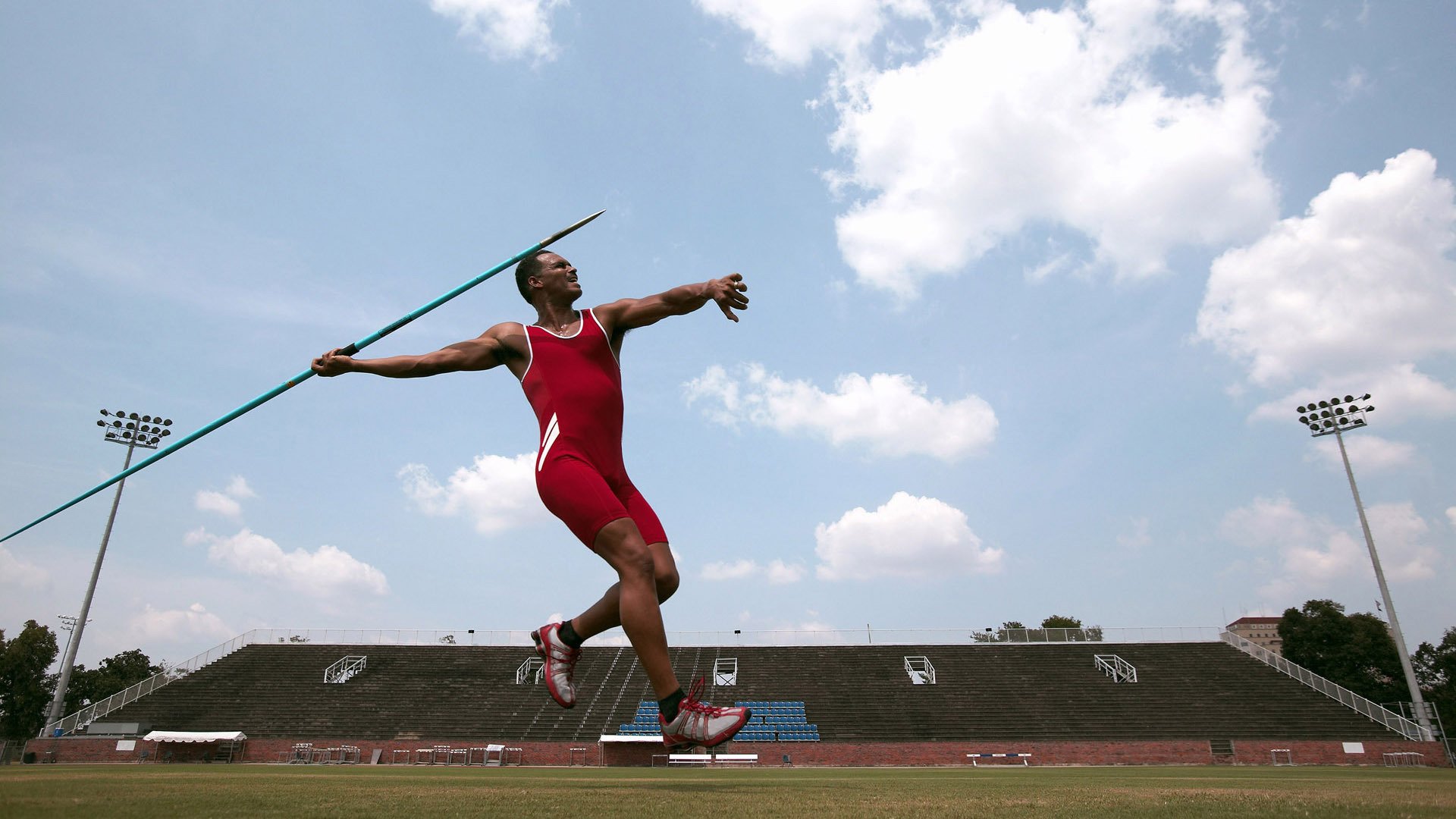 雷霆提前终结悬念勇士，拉梅洛成为关键先生